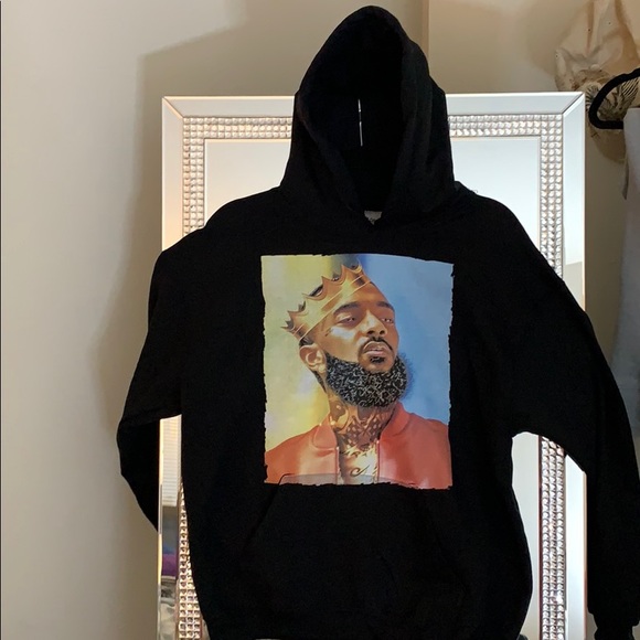 Sporty Fall Look Featuring Nipsey Hussle Hoodie - Picture 2 of 4